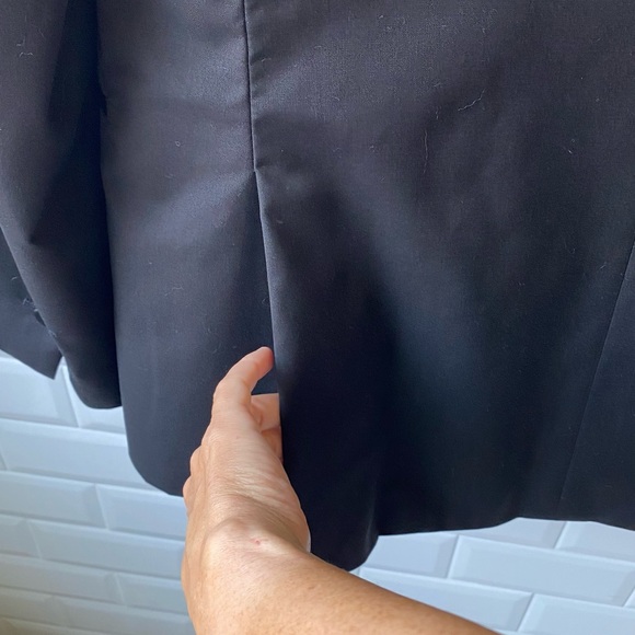 Carolina Herrera women’s Black blazer - Picture 9 of 14